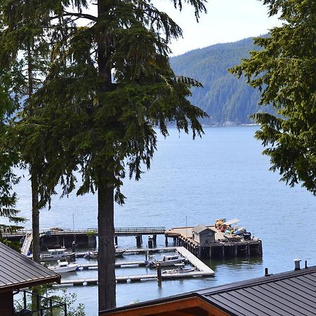 Pair-A-Dice Cottage Port Renfrew Bagian luar foto